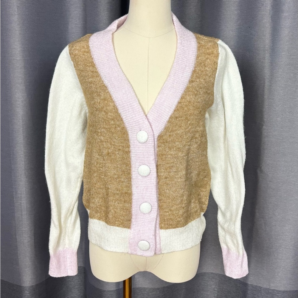 Vero Moda Tan, White, and Lavender Cardigan Sweater M